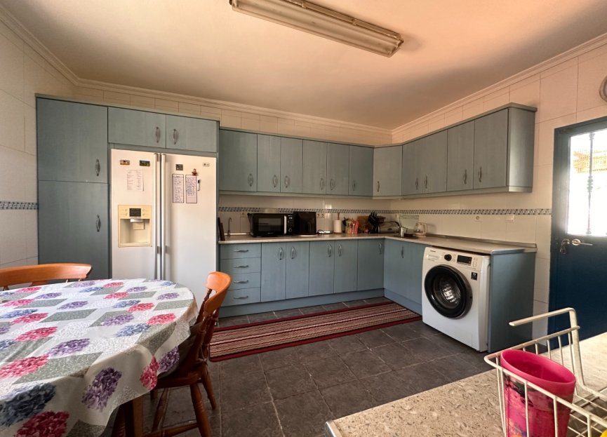 Resale - House - Detached Villa - Sotogrande