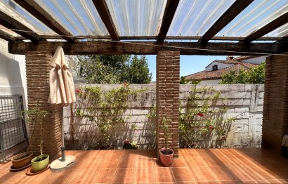 Resale - House - Detached Villa - Sotogrande