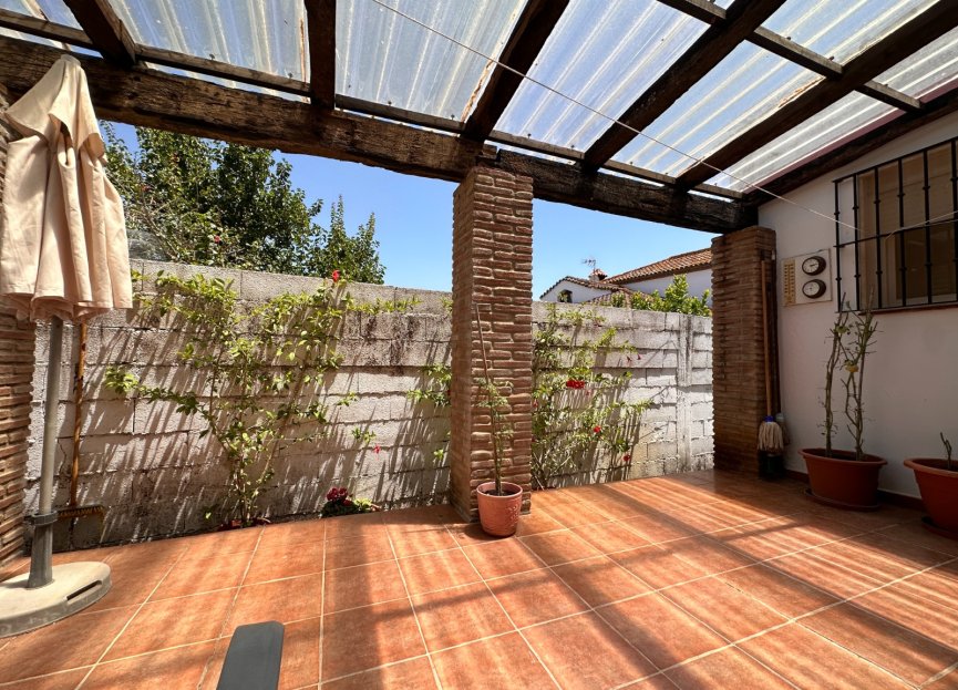 Resale - House - Detached Villa - Sotogrande