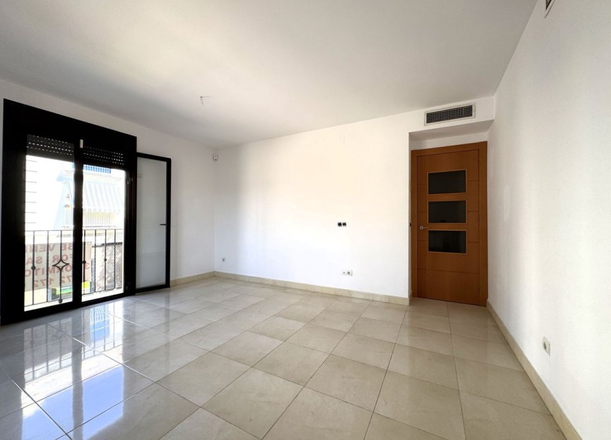 Resale - Apartment - Middle Floor Apartment - Fuengirola - Los Boliches