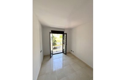 Resale - Apartment - Middle Floor Apartment - Fuengirola - Los Boliches