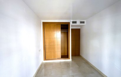 Resale - Apartment - Middle Floor Apartment - Fuengirola - Los Boliches