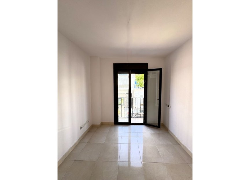 Resale - Apartment - Middle Floor Apartment - Fuengirola - Los Boliches