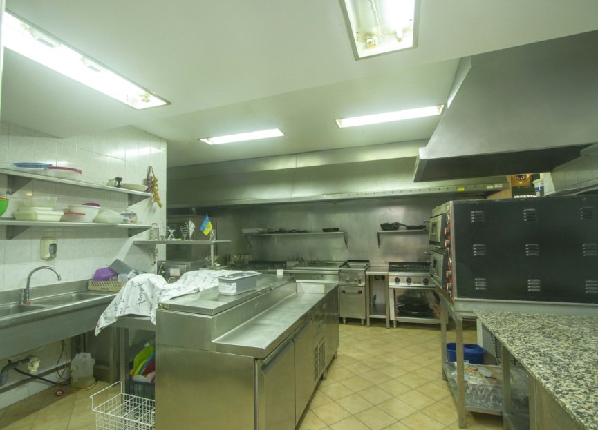 Resale - Commercial - Marbesa