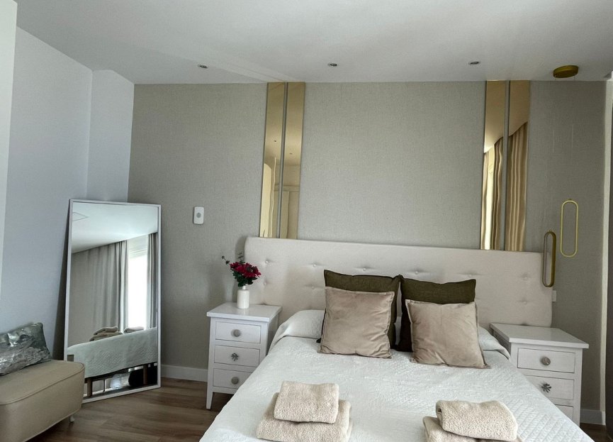 Resale - House - Detached Villa - Benalmádena - Benalmadena Centro