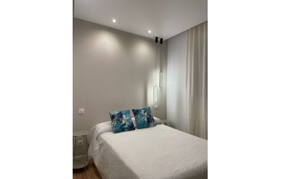 Resale - House - Detached Villa - Benalmádena - Benalmadena Centro