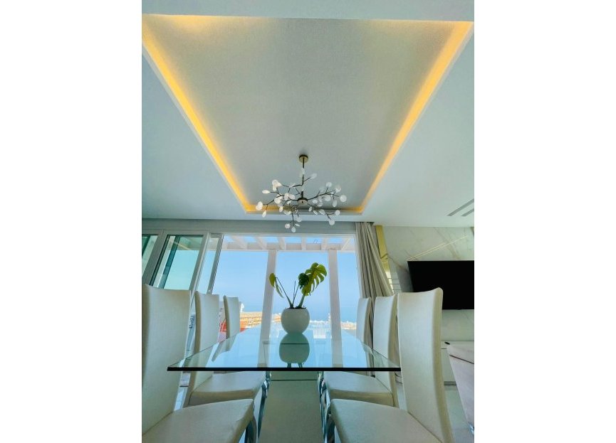 Resale - House - Detached Villa - Benalmádena - Benalmadena Centro