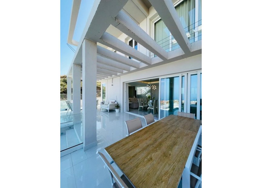 Resale - House - Detached Villa - Benalmádena - Benalmadena Centro