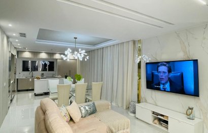 Resale - House - Detached Villa - Benalmádena - Benalmadena Centro