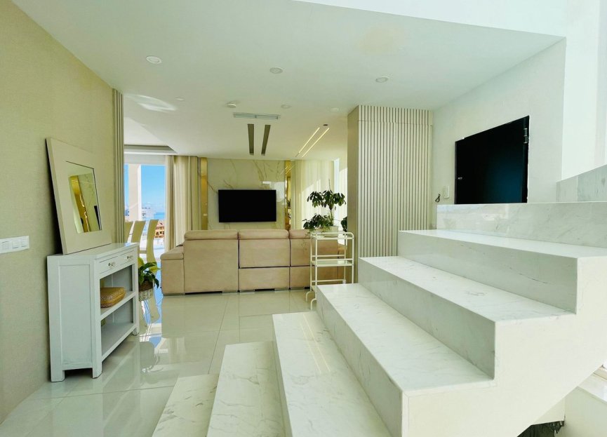 Resale - House - Detached Villa - Benalmádena - Benalmadena Centro