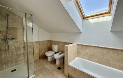 Resale - House - Semi-Detached House - Benalmádena - Benalmadena Costa