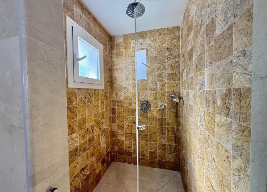 Resale - House - Semi-Detached House - Benalmádena - Benalmadena Costa