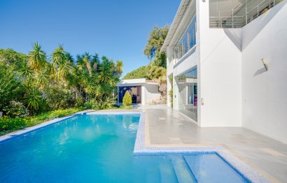 Resale - House - Detached Villa - Marbella - Elviria