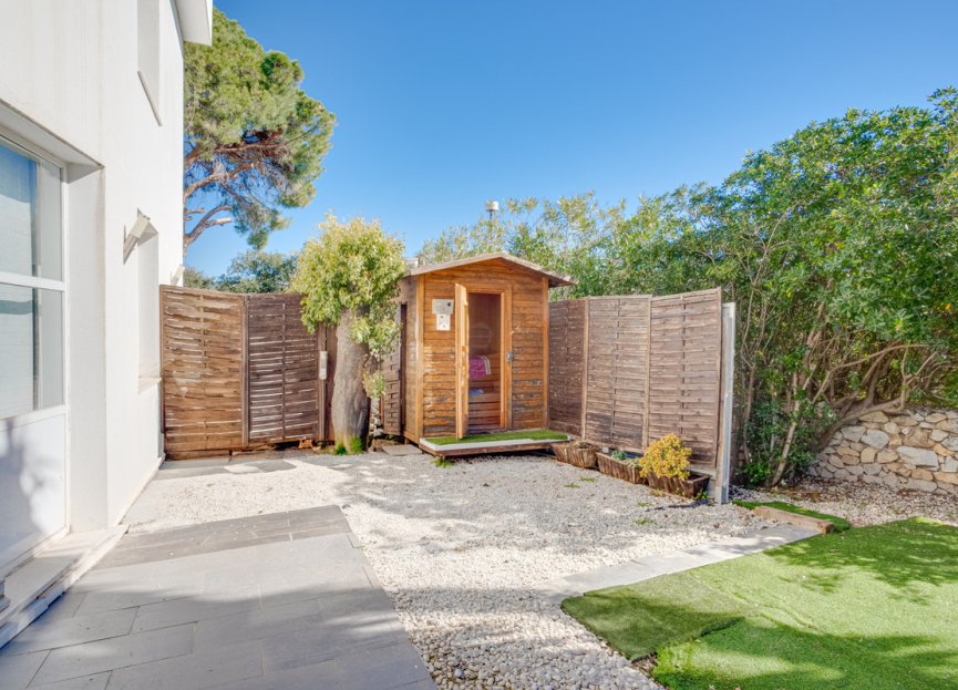 Resale - House - Detached Villa - Marbella - Elviria