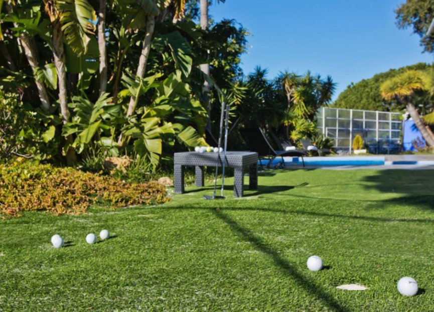 Resale - House - Detached Villa - Marbella - Elviria