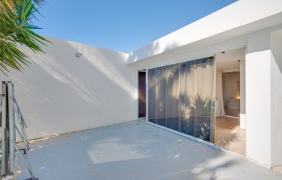 Resale - House - Detached Villa - Marbella - Elviria