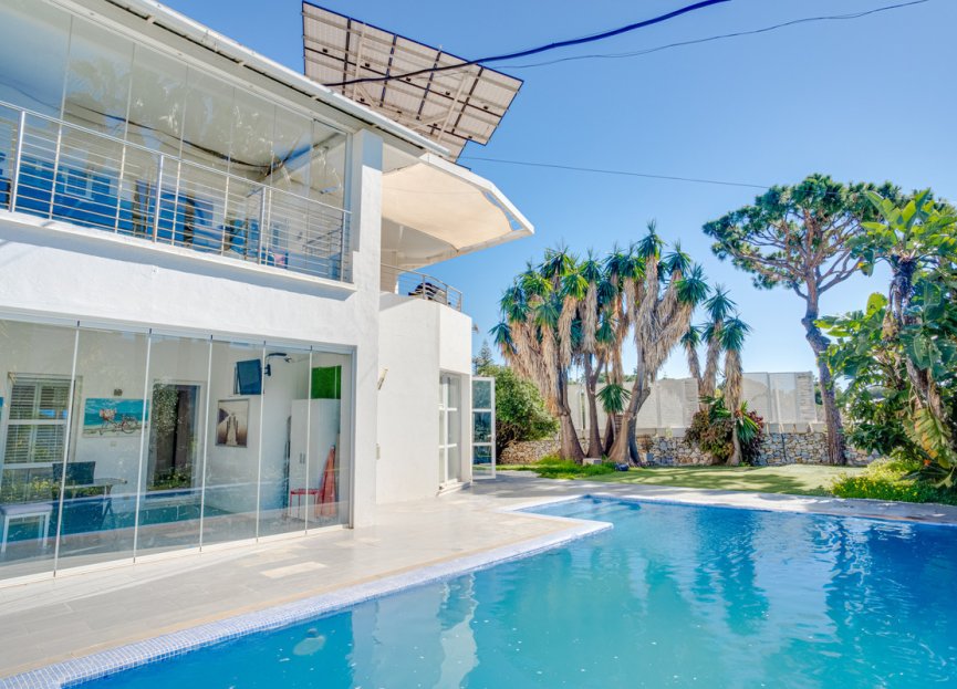 Resale - House - Detached Villa - Marbella - Elviria