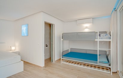 Resale - House - Detached Villa - Marbella - Elviria