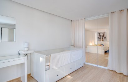 Resale - House - Detached Villa - Marbella - Elviria