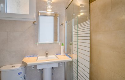 Resale - House - Detached Villa - Marbella - Elviria