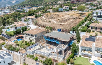 Resale - House - Detached Villa - Benalmádena - Benalmadena Centro