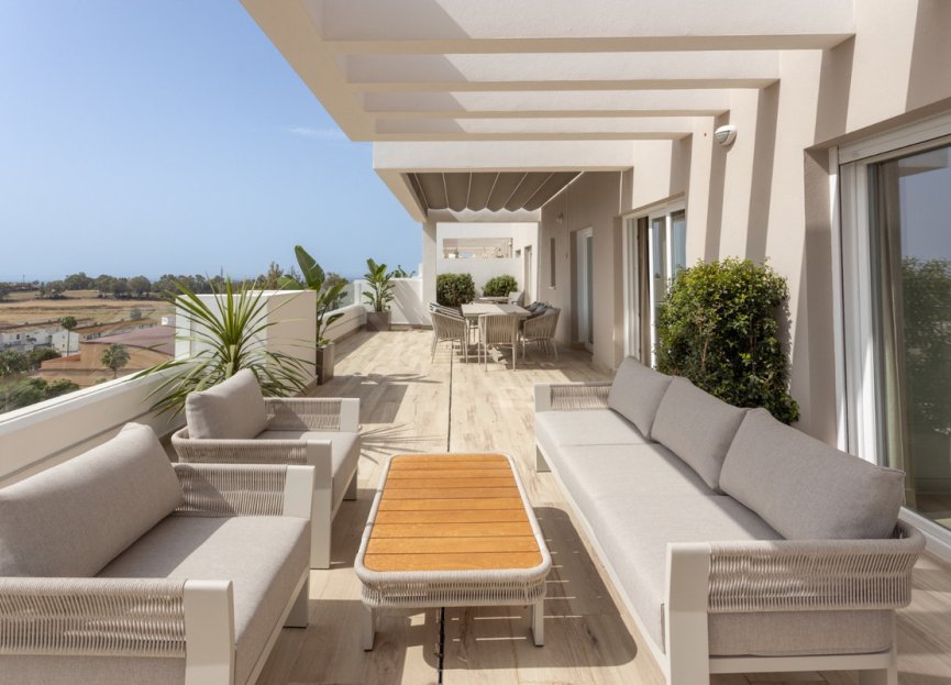Resale - Apartment - Middle Floor Apartment - Marbella - Nueva Andalucia