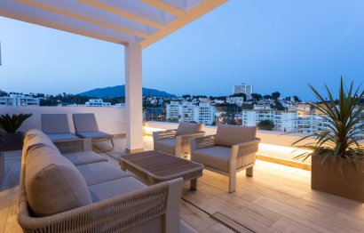 Resale - Apartment - Middle Floor Apartment - Marbella - Nueva Andalucia