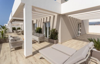 Resale - Apartment - Middle Floor Apartment - Marbella - Nueva Andalucia