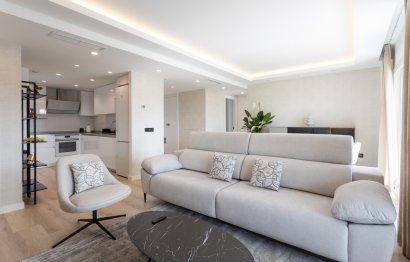 Resale - Apartment - Middle Floor Apartment - Marbella - Nueva Andalucia