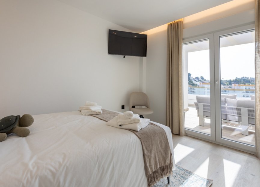 Resale - Apartment - Middle Floor Apartment - Marbella - Nueva Andalucia