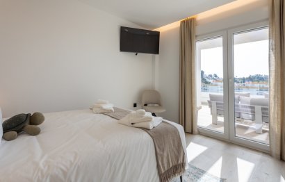 Resale - Apartment - Middle Floor Apartment - Marbella - Nueva Andalucia