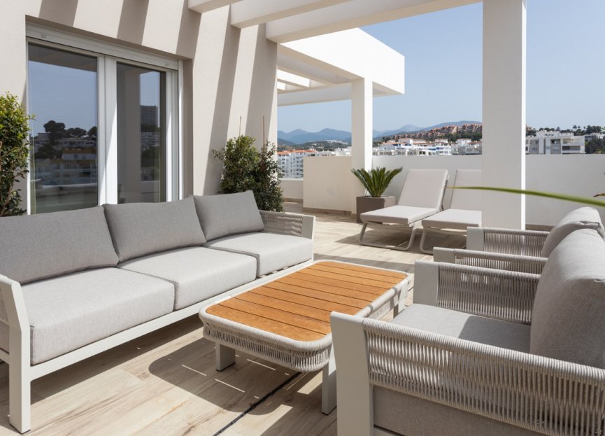 Resale - Apartment - Middle Floor Apartment - Marbella - Nueva Andalucia