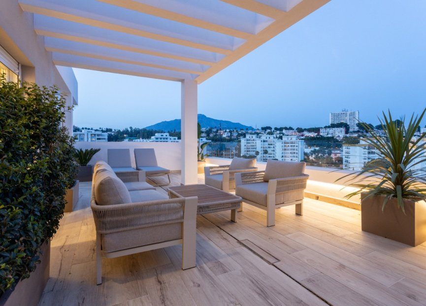 Resale - Apartment - Middle Floor Apartment - Marbella - Nueva Andalucia