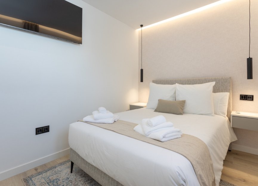 Resale - Apartment - Middle Floor Apartment - Marbella - Nueva Andalucia