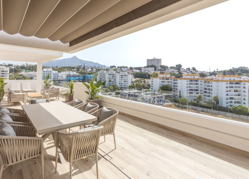 Resale - Apartment - Middle Floor Apartment - Marbella - Nueva Andalucia