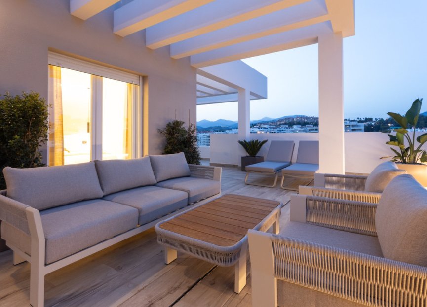 Resale - Apartment - Middle Floor Apartment - Marbella - Nueva Andalucia