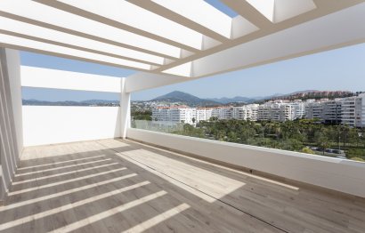 Resale - Apartment - Middle Floor Apartment - Marbella - Nueva Andalucia