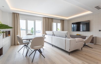 Resale - Apartment - Middle Floor Apartment - Marbella - Nueva Andalucia