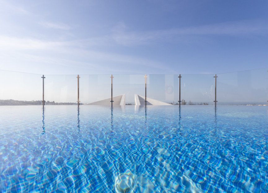 Resale - Apartment - Middle Floor Apartment - Marbella - Nueva Andalucia