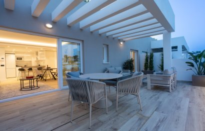 Resale - Apartment - Middle Floor Apartment - Marbella - Nueva Andalucia