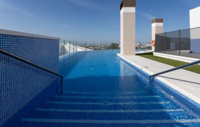 Resale - Apartment - Middle Floor Apartment - Marbella - Nueva Andalucia