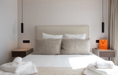 Resale - Apartment - Middle Floor Apartment - Marbella - Nueva Andalucia