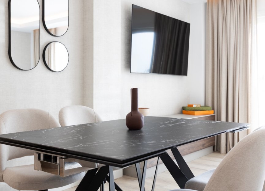 Resale - Apartment - Middle Floor Apartment - Marbella - Nueva Andalucia