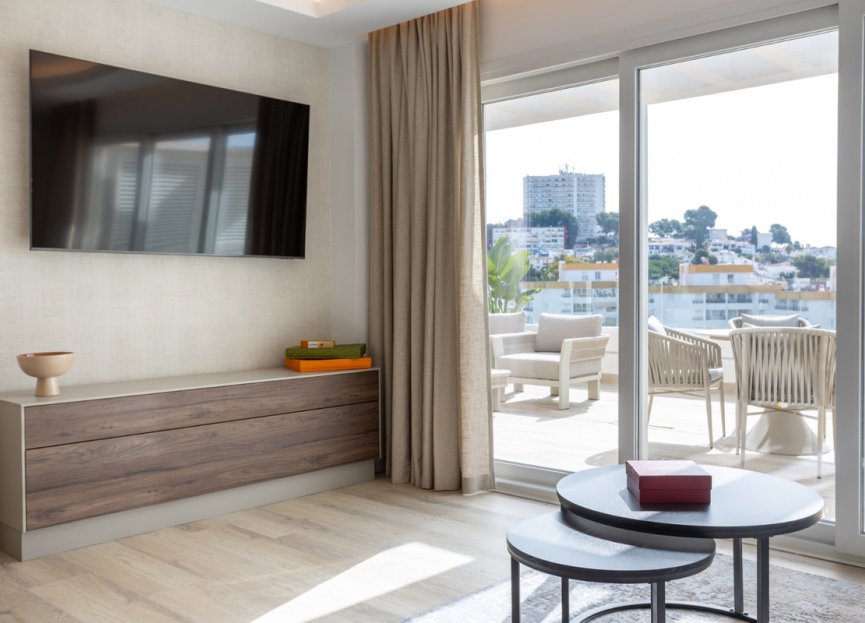 Resale - Apartment - Middle Floor Apartment - Marbella - Nueva Andalucia