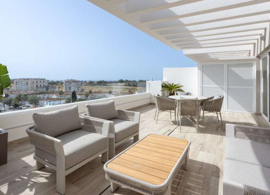 Resale - Apartment - Middle Floor Apartment - Marbella - Nueva Andalucia