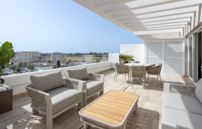 Resale - Apartment - Middle Floor Apartment - Marbella - Nueva Andalucia