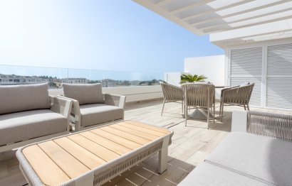 Resale - Apartment - Middle Floor Apartment - Marbella - Nueva Andalucia