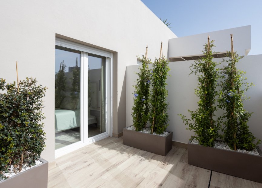 Resale - Apartment - Middle Floor Apartment - Marbella - Nueva Andalucia