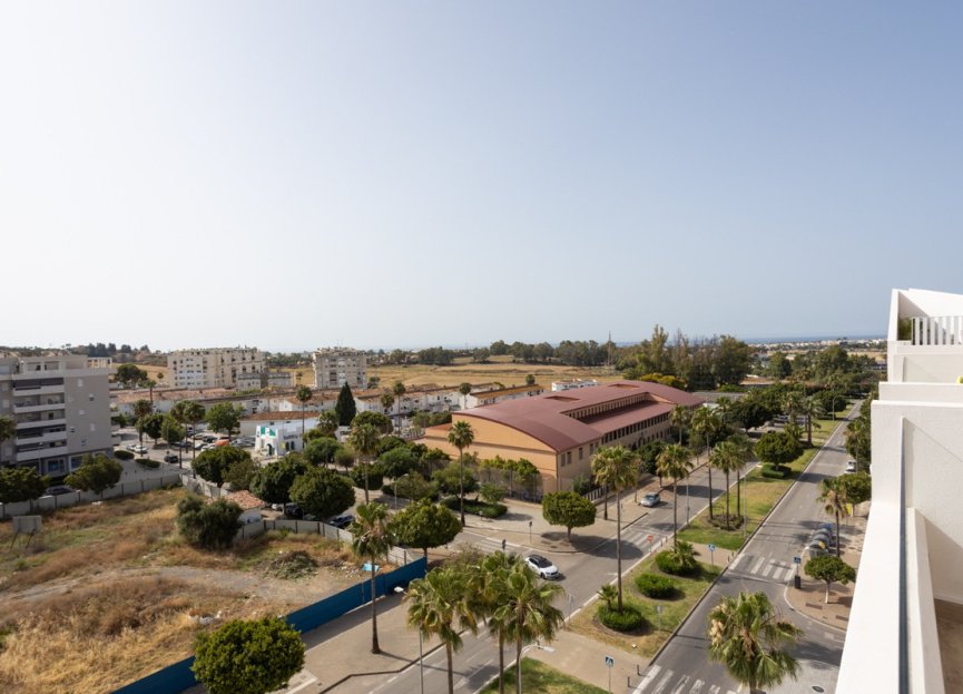 Resale - Apartment - Middle Floor Apartment - Marbella - Nueva Andalucia