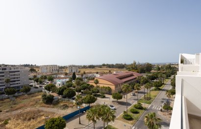 Resale - Apartment - Middle Floor Apartment - Marbella - Nueva Andalucia